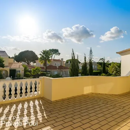 Villa Akivillas Golden *